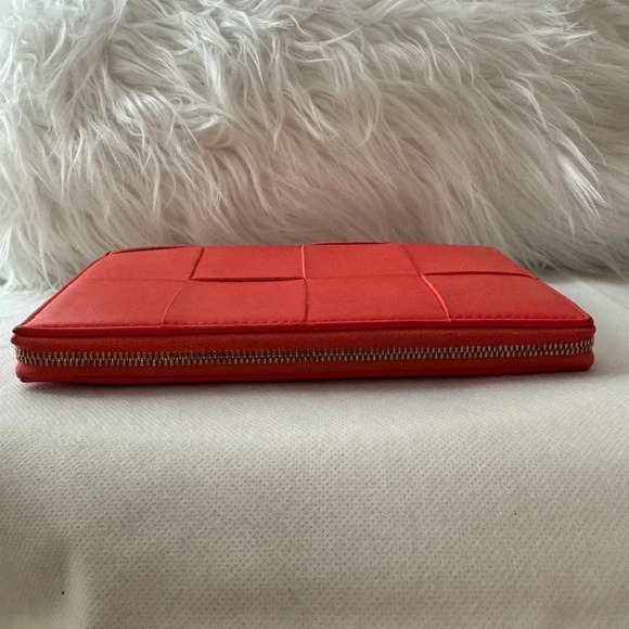 Bottega Veneta Orange Cassette Womens Zip Around Wallet - Picture 5 of 11